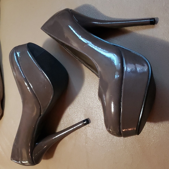 Brown platform stiletto heels - Picture 6 of 10